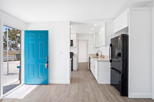 2282 Tampa Ave, El Cajon CA  92020-2832 exterior