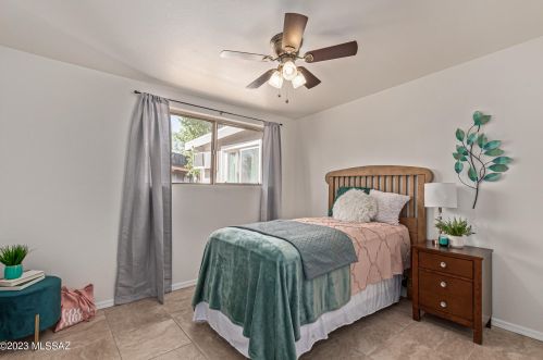 744 Camino Seco, Tucson AZ 85710-2627 exterior