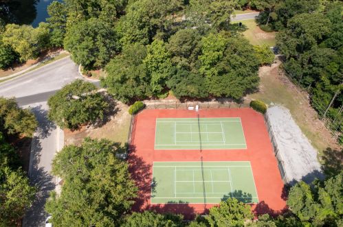 1203 Royal Links Dr, Mount Pleasant SC  29466-6940 exterior