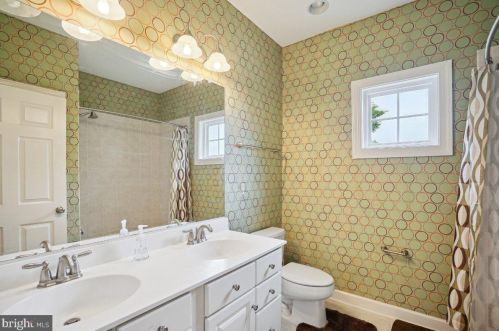 1304 Preserve Ln, Fredericksburg VA  22401-8429 exterior