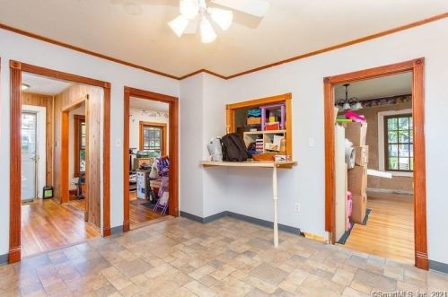 45 Walnut St, Bristol CT  06010-4332 exterior