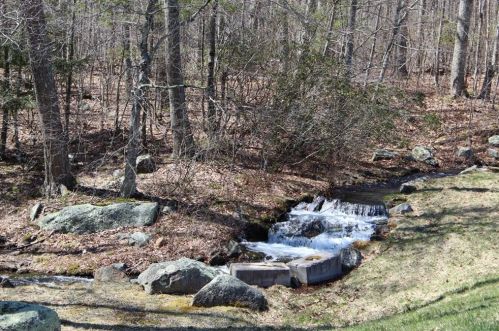 84 George Allen Rd, Glocester, RI 02814-1774