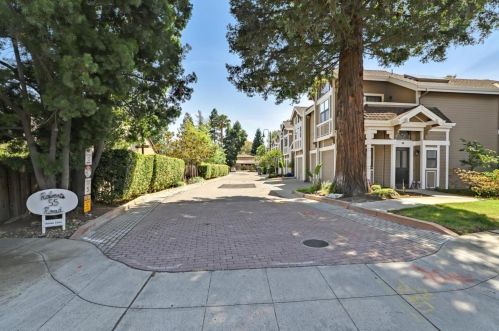55 Roberts Rd, Los Gatos CA  95032-4449 exterior