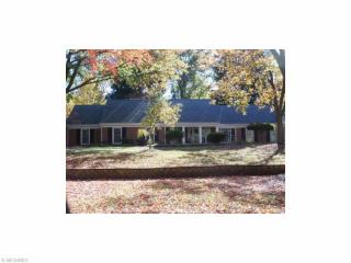3530 Blackburn Rd, Canton, OH 44718-3206