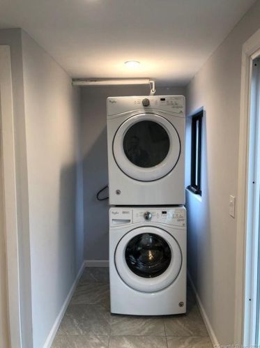 146 Howard Ave, Ansonia CT  06401-1745 exterior