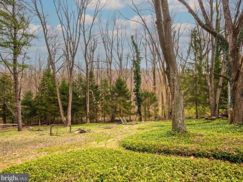 33 Grist Mill Rd, Glen Mills, PA 19342-1629