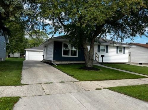 294 Gertrude Ave, Fond Du Lac, WI 54935-2808