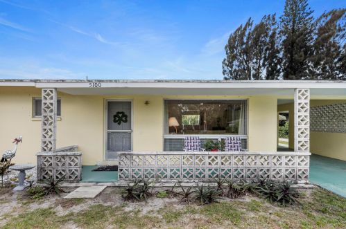 5100 Van Buren Rd, Delray Beach, FL 33484-4286