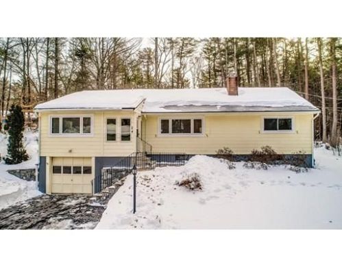 24 Hilltop Dr, Bedford, MA 01730-1329