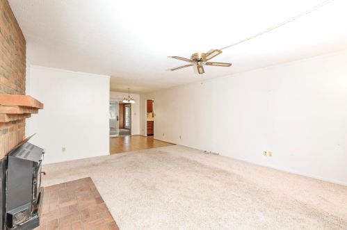 204 Green Tree Ln, Bellefontaine OH  43311-2734 exterior