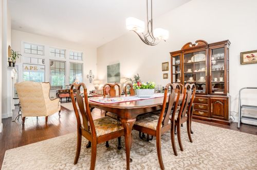 36 Southport Dr, Mashpee MA 02649-2860 exterior