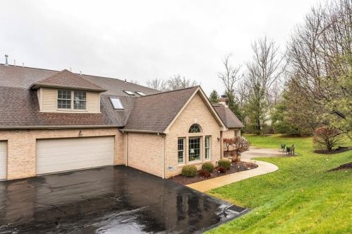 337 Village Green Dr, Canonsburg, PA 15317-5421