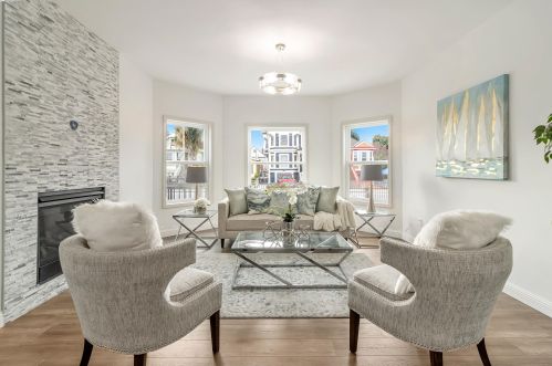 1626 14th St, Oakland, CA 94607-1512