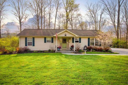 7066 Tippenhauer Rd, Newport, KY 41076-8817