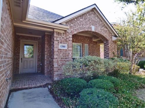 1380 Meadows Ave, Argyle TX  76226-6624 exterior