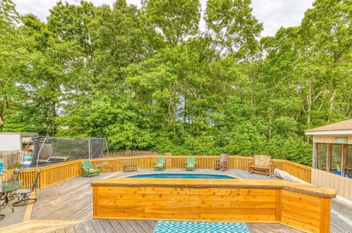 442 Deep Hole Rd, Baiting Hollow NY  11933-1455 exterior