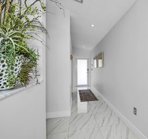 16355 23 St, Hollywood FL  33027-4406 exterior