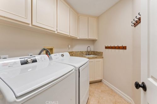 2741 Timmons, Tustin CA  92782-1325 exterior