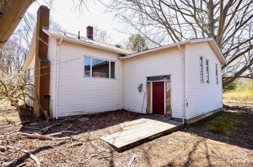 82 Niles Hill Rd, United States Coast Guard Ac, CT 06320-3020