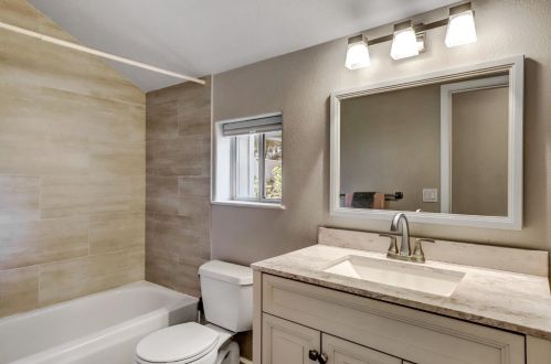 17155 Oscar Dr, Grass Valley CA  95949-7220 exterior