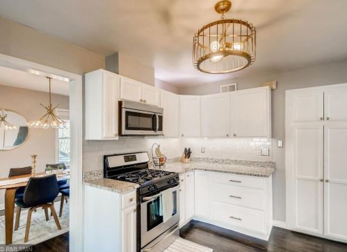 1140 Washburn Ave, Minneapolis MN 55411-3561 exterior