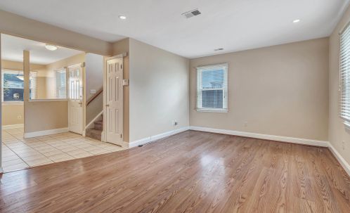 13 Jennings Ct, East Freehold NJ  07728-4320 exterior