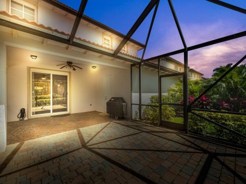 739 Duchess Ct, West Palm Beach, FL 33410-1553
