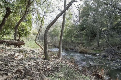 10555 Watsonville Rd, Gilroy CA  95020-9433 exterior