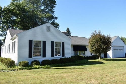 19 Kimberly Dr, Jamestown, NY 14701-7403