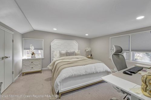 226 Davis Ave, Lacey NJ  08731-3519 exterior