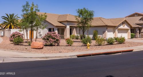 3816 Wildhorse Dr, Gilbert, AZ 85297-7903