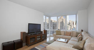 120 Riverside Blvd, New York NY  10069-0501 exterior