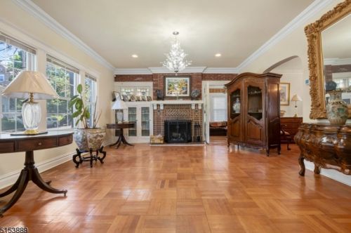 64 Shephard Ave, Newark NJ  07112-2525 exterior