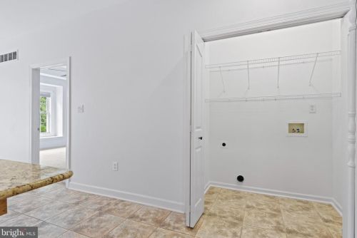 618 Beaver Falls Pl, Wilmington DE  19808-1648 exterior