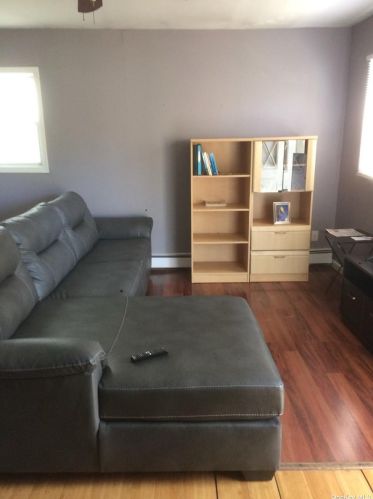 32 Aster Ave, Holtsville NY  11742-1703 exterior