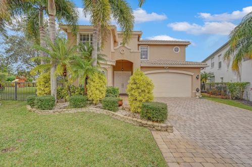 8676 Breezy Hill Dr, Boynton Beach, FL 33473-4899