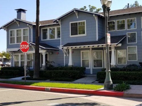 662 Center St, Anaheim, CA 92805-3291