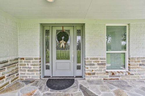 5049 Brookside Rd, Pearland TX 77581-7974 exterior