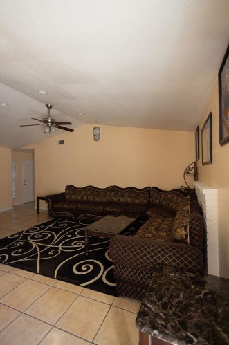 306 Ravenwood Way, Lodi CA  95240-7839 exterior