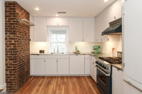 344 Ridgewood Rd, South Orange NJ  07079-1622 exterior