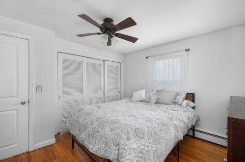 32 Rolling Acres Dr, Cumberland RI  02864-2614 exterior