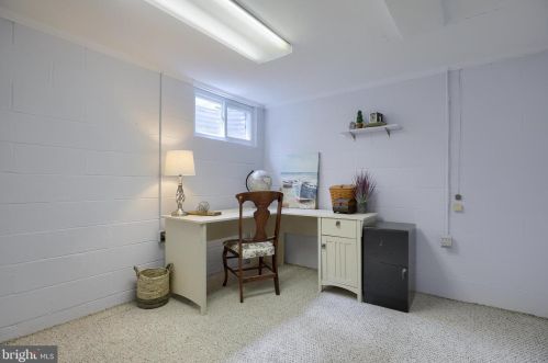 2515 Chestnut Ridge Dr, Lancaster PA  17601-1936 exterior