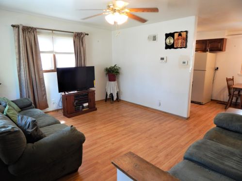 9445 Elmore Ave, Milwaukee, WI 53222-2518