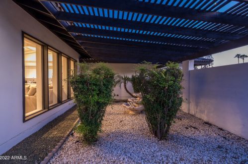 5340 Laurel Ln, Scottsdale AZ 85254-4920 exterior