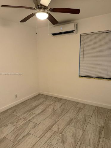 1324 58th Ave, Hollywood FL 33021-5124 exterior