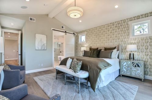 575 Beresford Ave, Redwood City CA  94061-4205 exterior