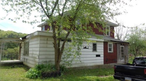 1970 Garretts Run Rd, Ford City, PA 16226-6014