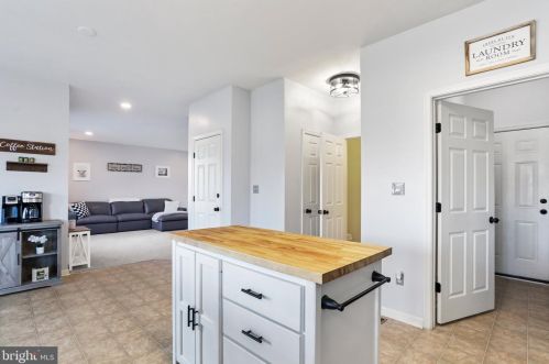 129 Bouldin Rd, Charles Town WV  25414-5586 exterior