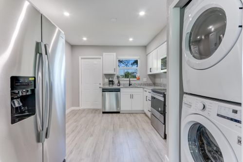 266 12th St, Delray Beach FL  33444-2916 exterior