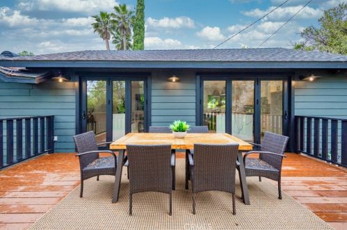 3197 Marengo Ave, Altadena CA  91001-4450 exterior